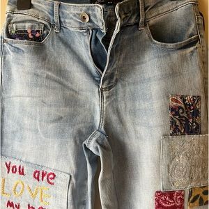 Charlie B NWT Light Blue Denim with Patches Jeans